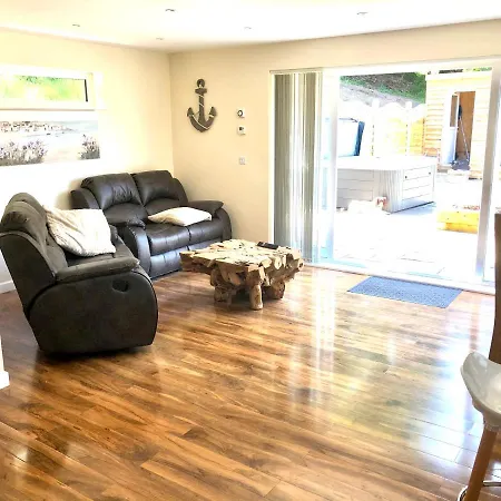 Woodley Holiday home