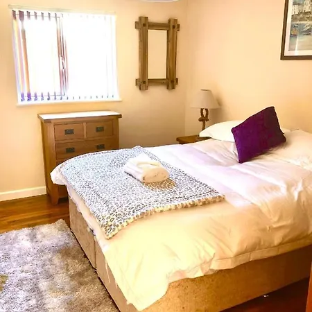 Woodley Holiday home *